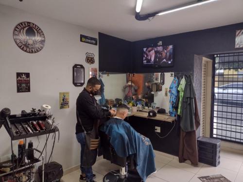 Roger Cardoso Barber Shop (9)